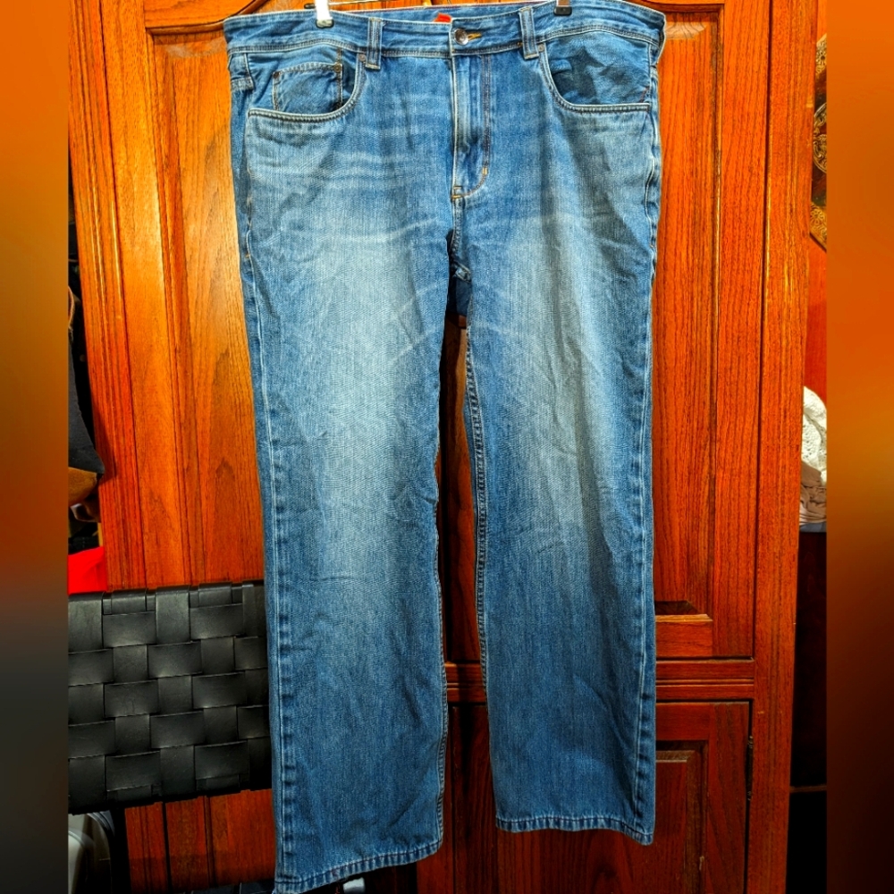 Tommy Bahama 40/32 Barbados faded mid blue denim loose fit jeans